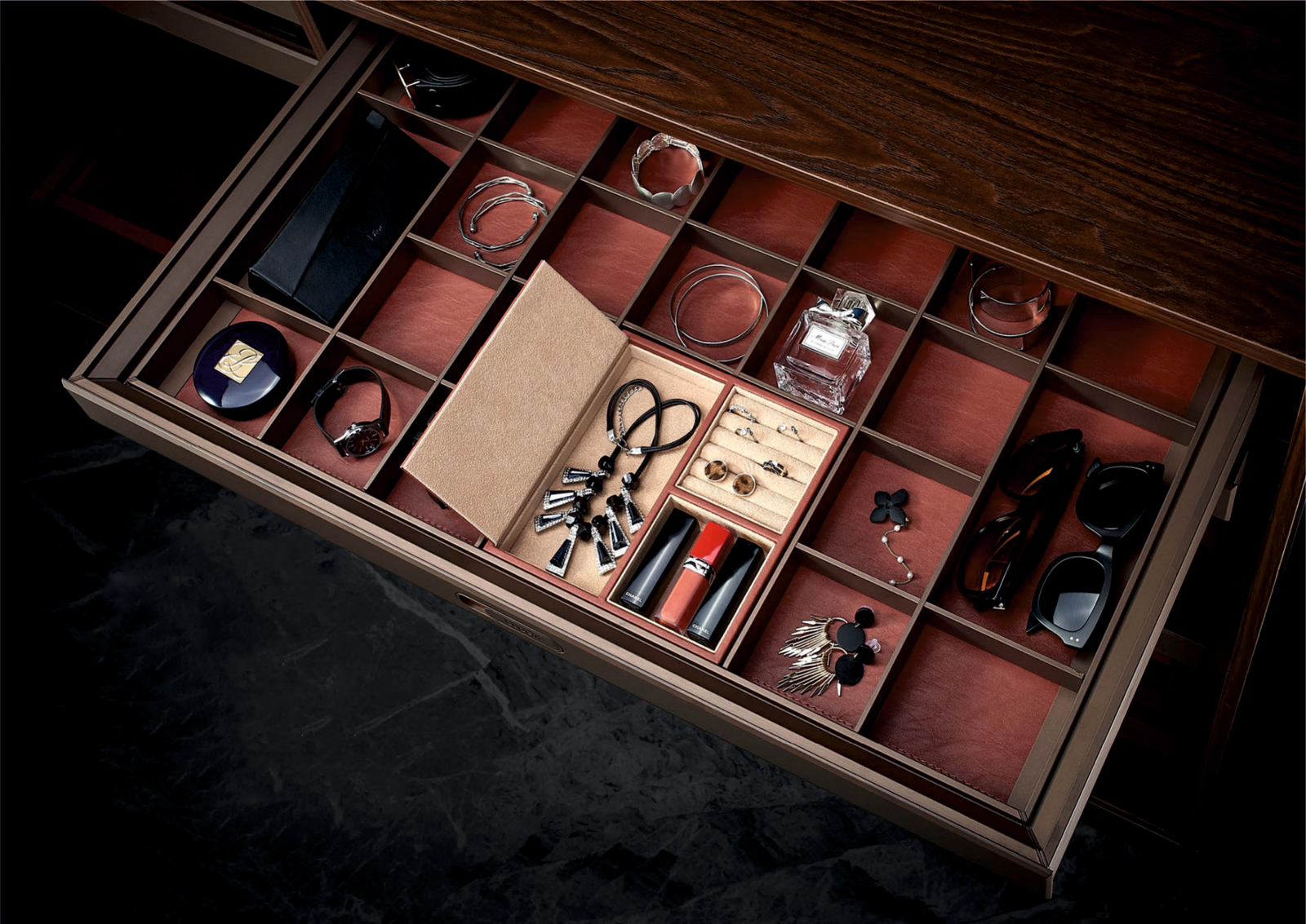 Leather Jewellery Tray></a><h3><a href=