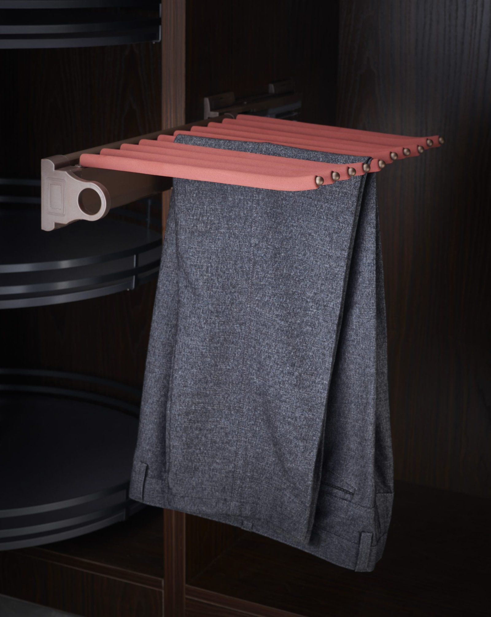 Lateral Trouser Hanger></a><h3><a href=